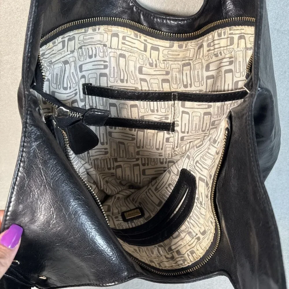 Guess purse good